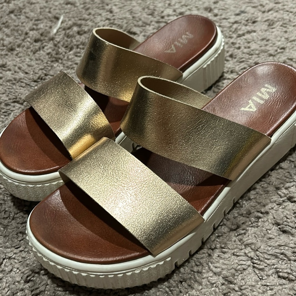Mia rose gold slip on sandals